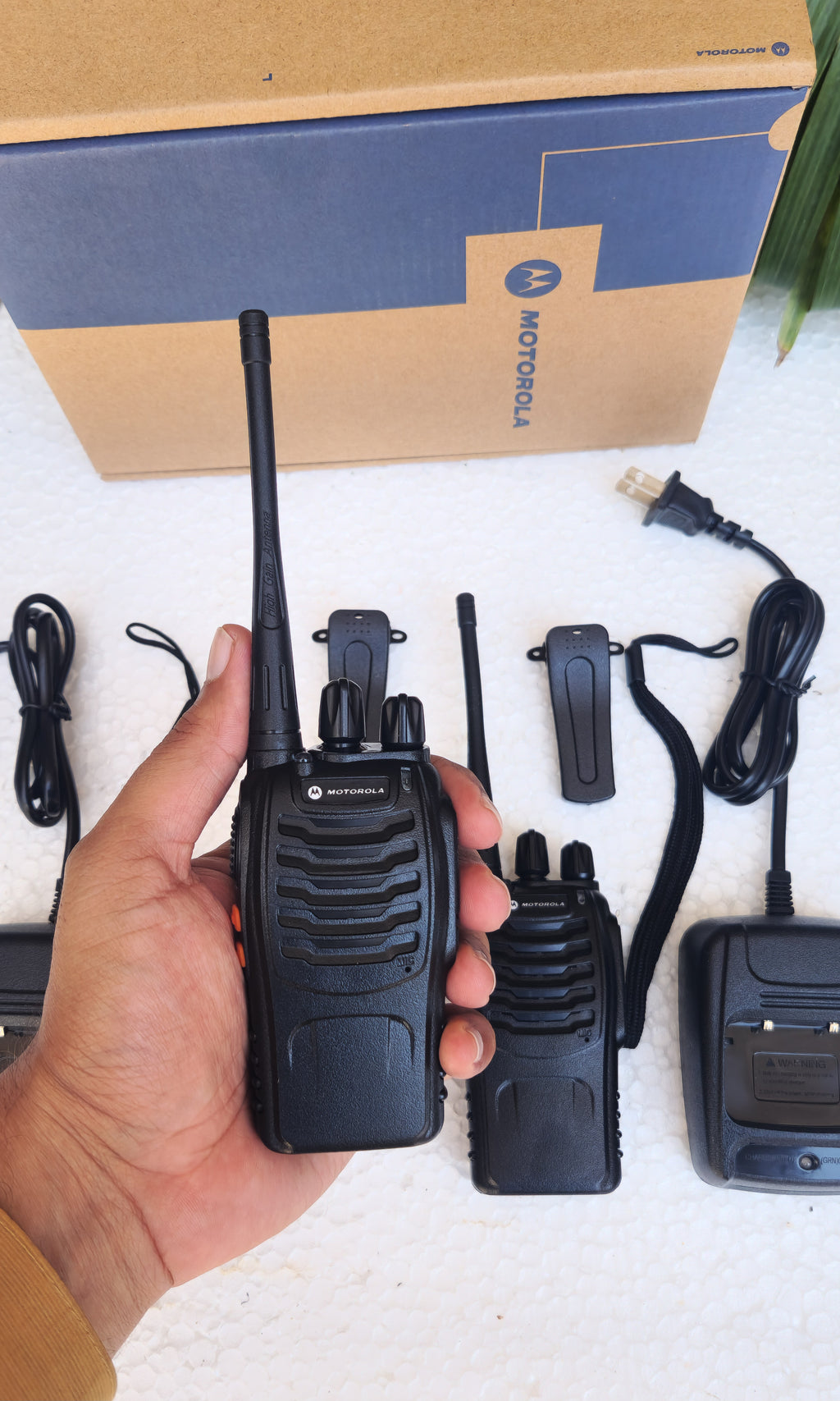 Motorola MT-918 Walkie Talkie Wireless | Motorola Two Way Radio (Pair) Walkie Talkie