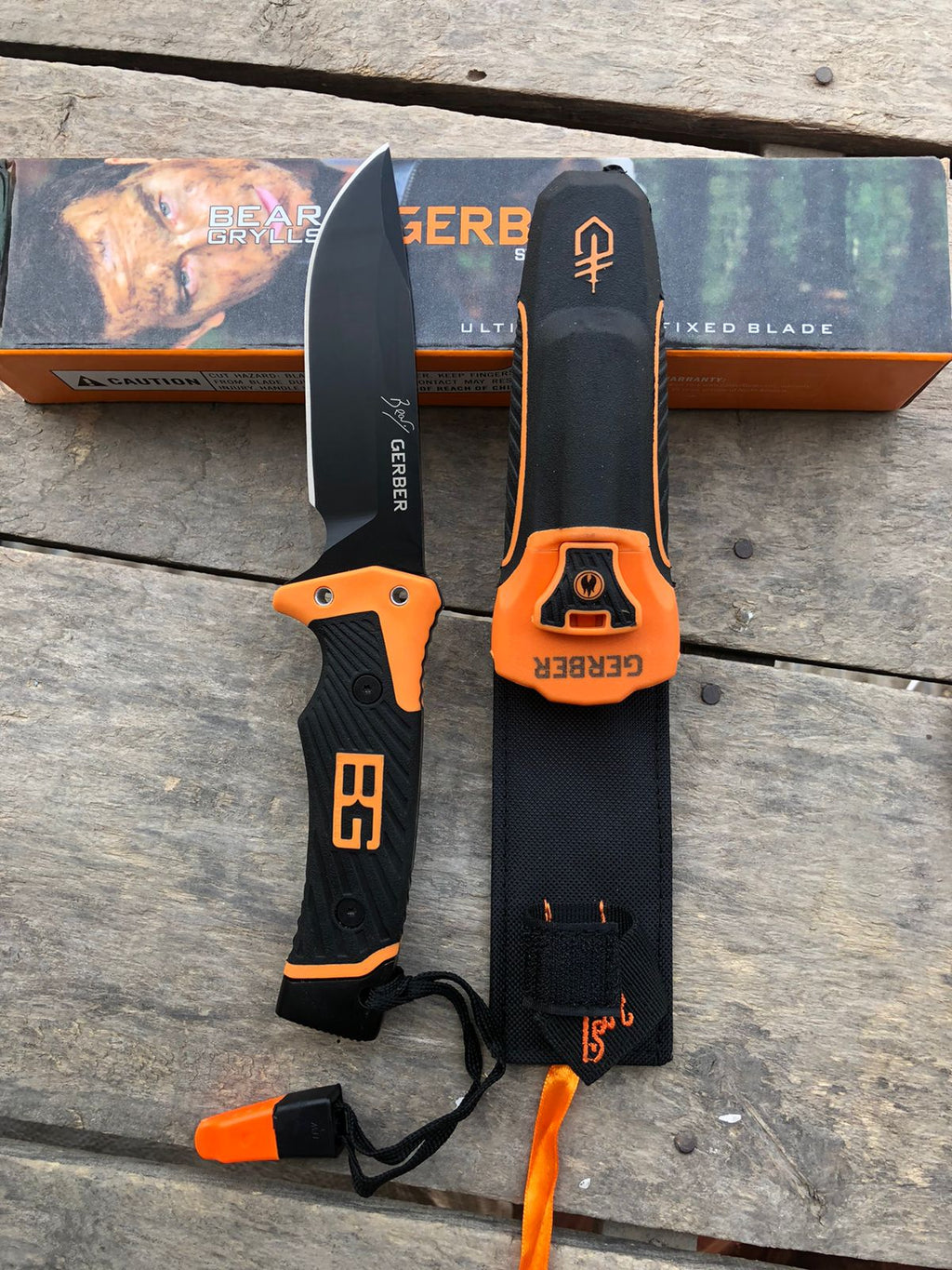 Gerber Bear Grylls Ultimate Pro Survival Knife Fire Starter Knife Sharpener